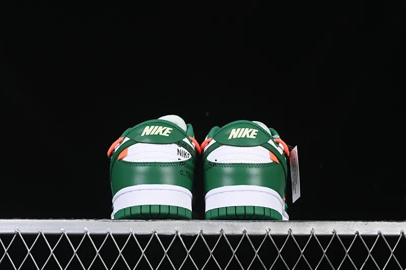 All Categories Nk SB Dunk Series Nk SB Dunk Low Low-top Sneakers H11 Special Offer Off-White x Futura x Dunk OW Joint Sneakers CT0856-100